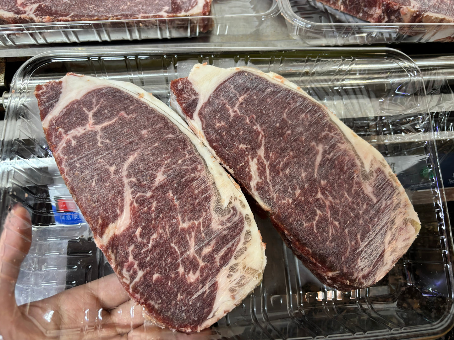 Russian MIRATORG PRIME Black Angus Beef Sirloin｜Mixed breeding of vanilla, grain and wheat｜Tender meat with milky aroma｜British Angus breed｜Extremely cold weather breeds high-quality snowflake texture